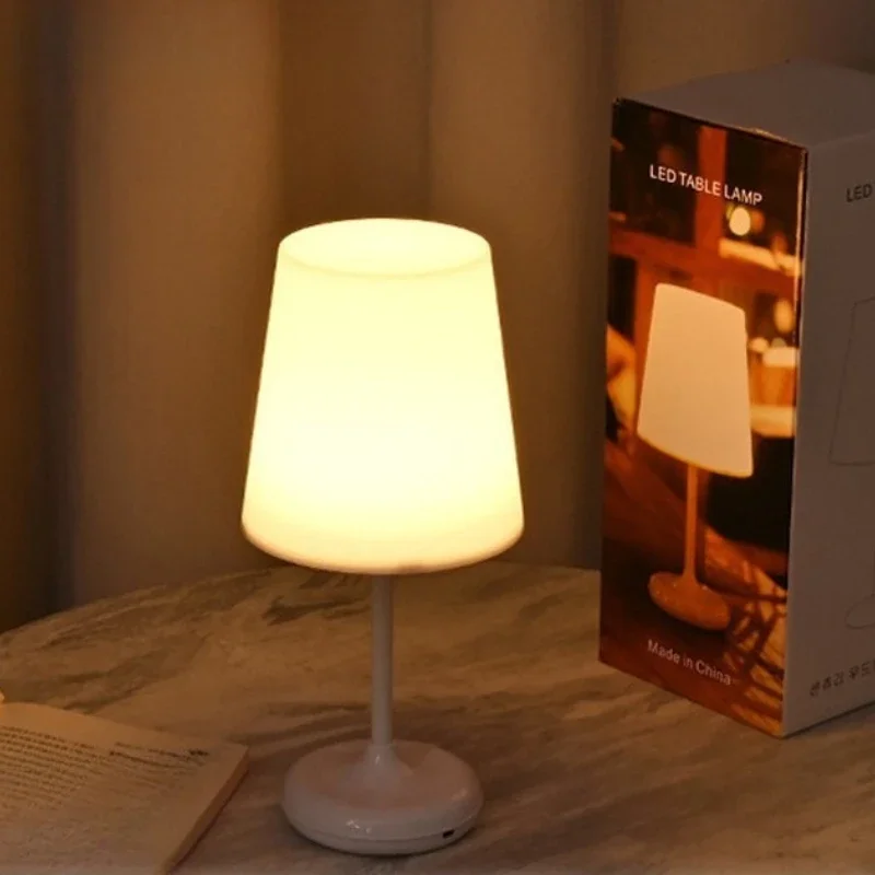 

Интеллектуальный пульт дистанционного управления, светодиодная настольная лампа, защита глаз, мягкий свет, сенсорный USB-датчик, современный дизайн для учебы и работы
