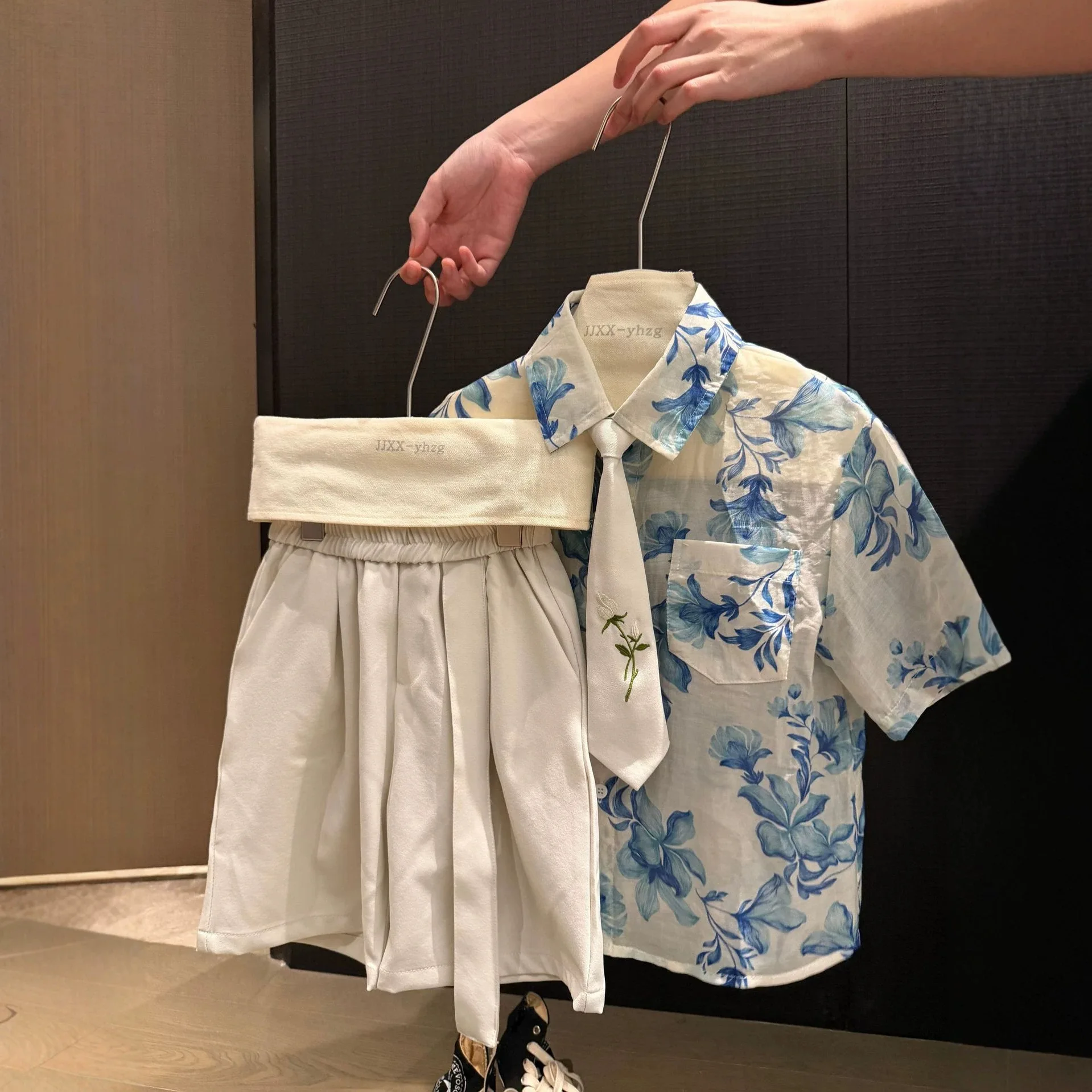 Boys' Suit 2026 Spring/summer New Children's Wear Boys' Baby Embroidered Tie Printed Shirt with Ribbon Shorts Three-piece Set