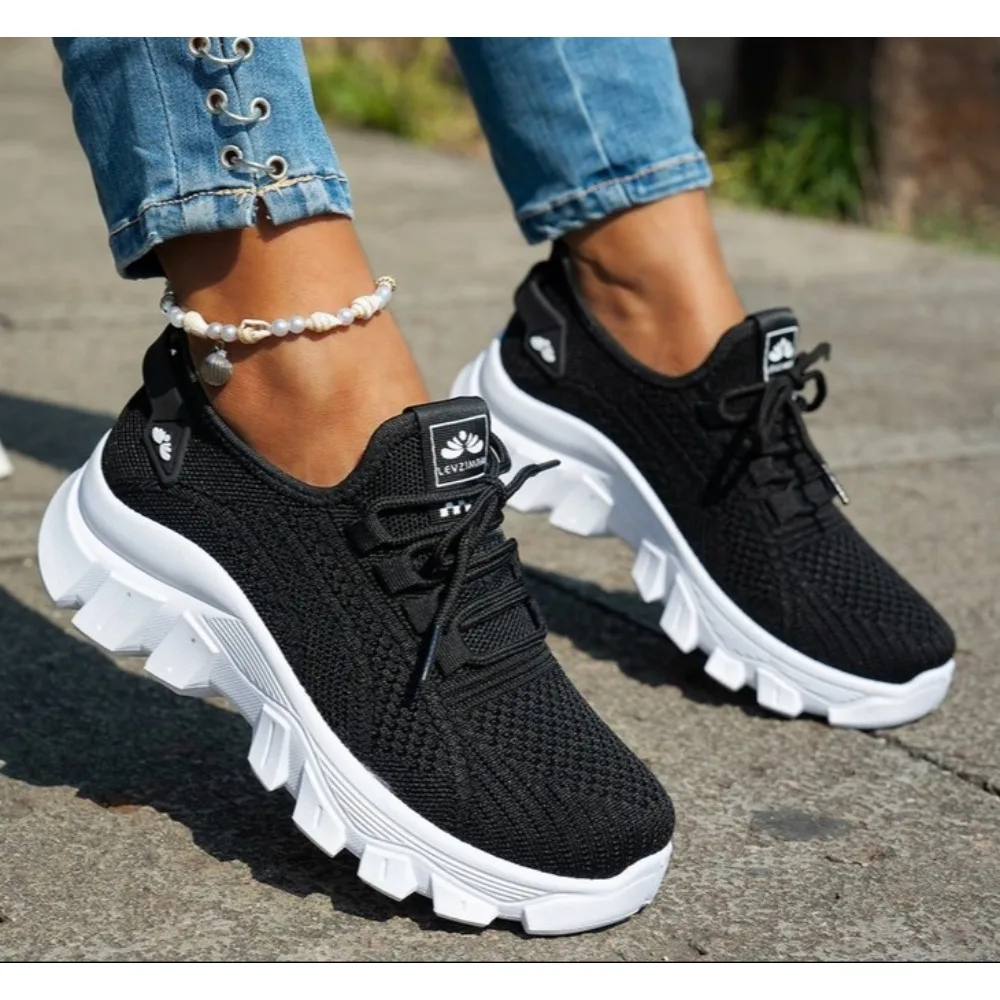 

Women's 2025 Spring Knitted Shoes Lightweight Breathable Mom Shoes Plus Size Comfort Non-Slip Casual Flat Sole Slip-On