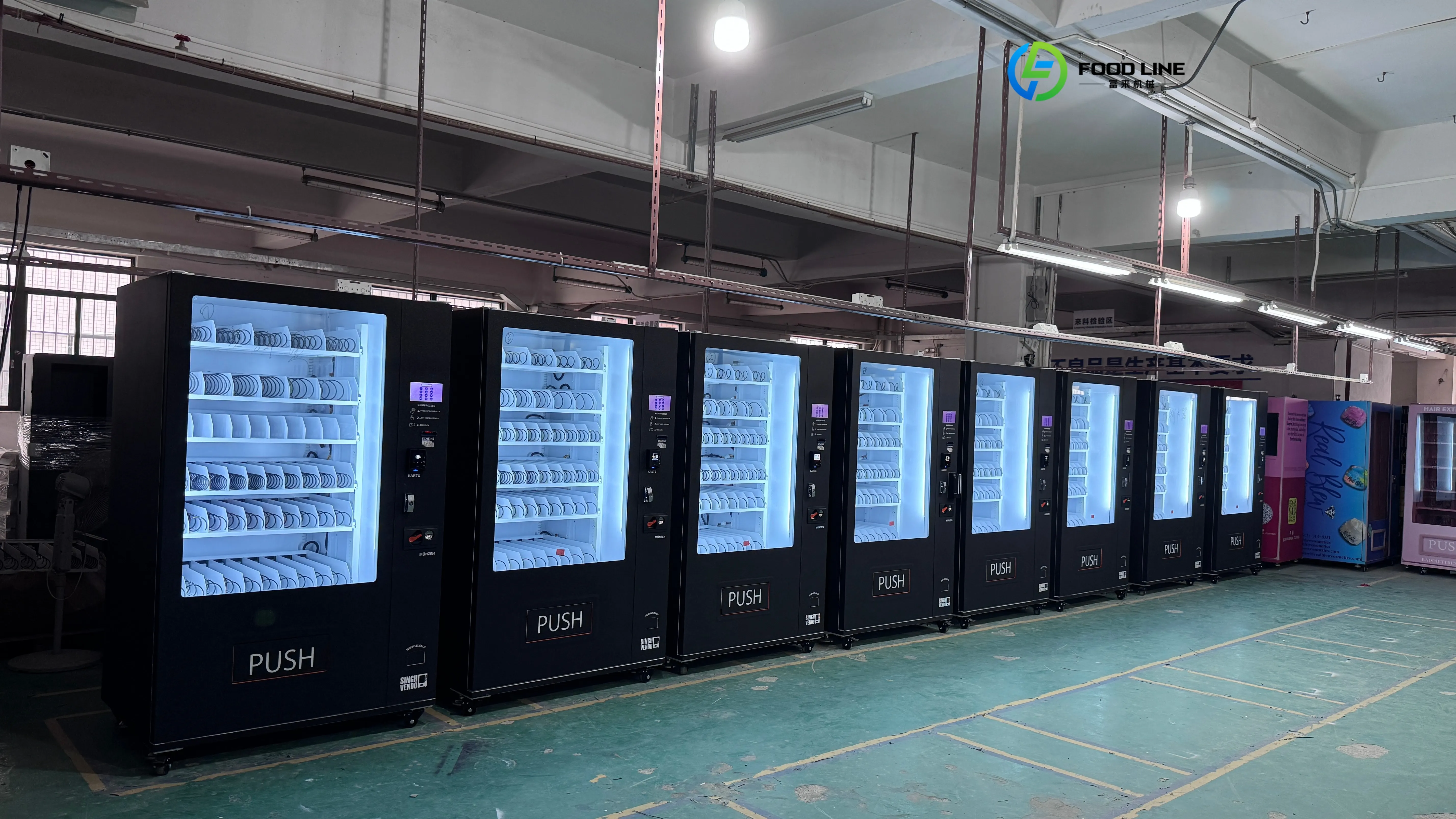 Smart Vending Machine for Foods Drinks Supporting MDB Protocol SDK Enabled 200-300 Capacity ADA Compliant European Custom