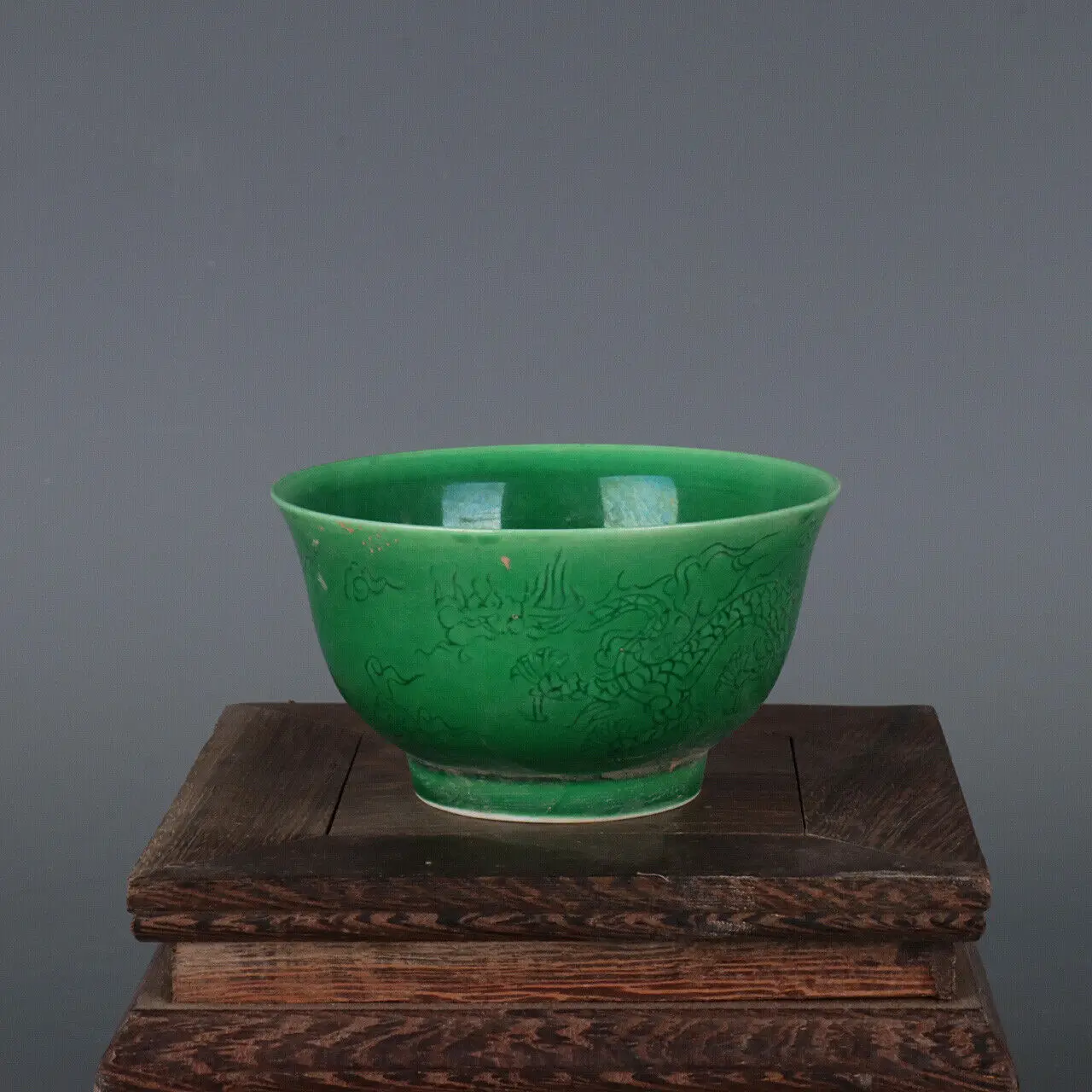 

3.4" Collect Chinese Ming Porcelain Emerald Green Glaze Animal Dragon