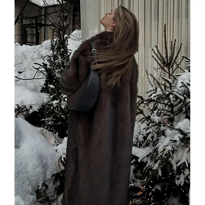 2026 Woman Winter Warm Fluffy Long Faux Fur Coat Female Fashion Street Furry Overcoat Lapel Vintage Luxury Loose Fit Coat