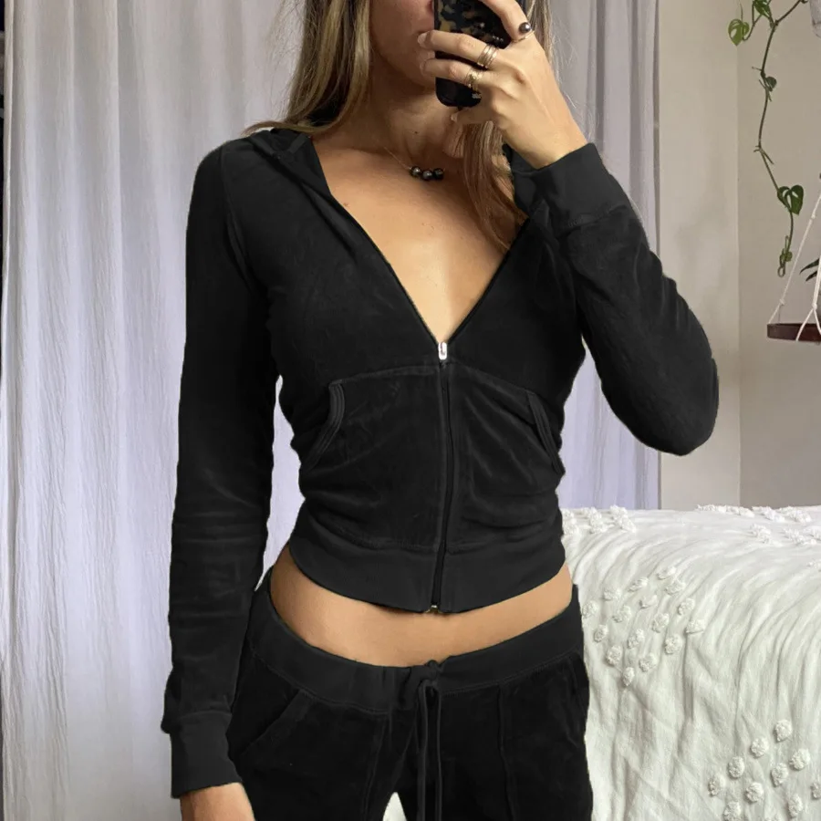 2024 Autumn New Collection Hooded Zipper Open Umbilical Coat Tethered Hip Lifting Bellbottom Pants Velvet Two Piece Set