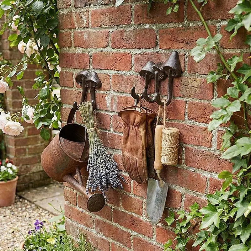 Cast Iron Mushroom Shaped Wall Hooks Rustic Vintage Heavy Duty For Outdoor Garden Patio Storage