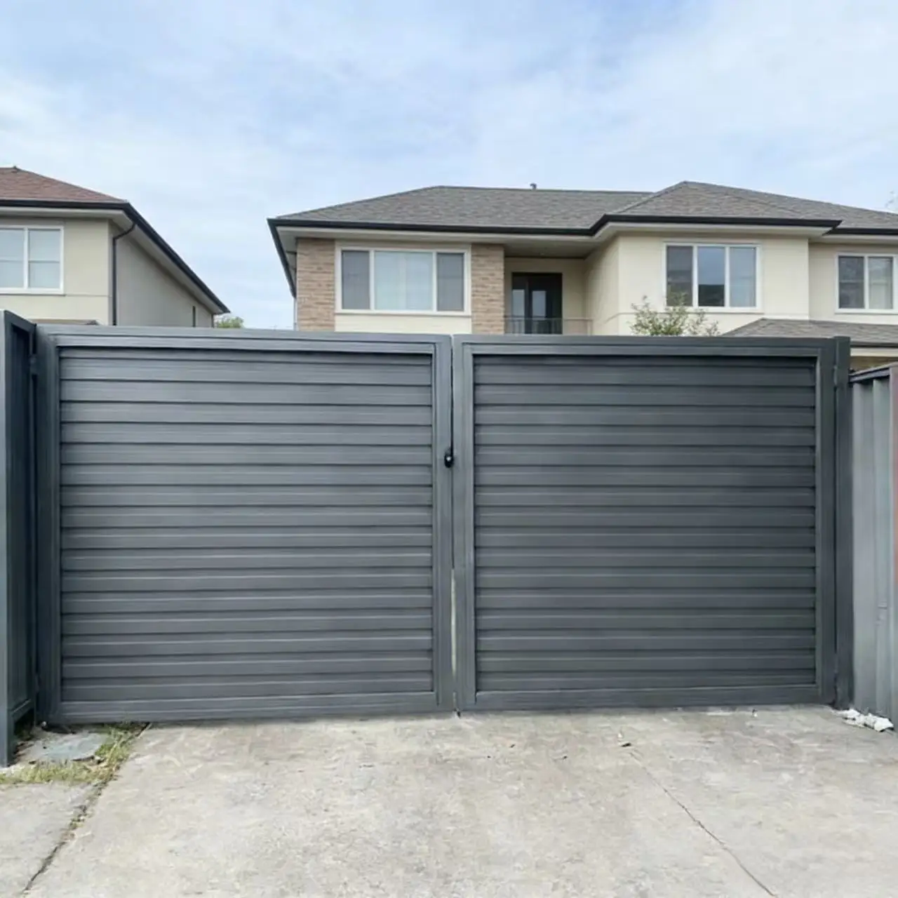 Aluminum Alloy Driveway Gate with Heat Treated Finish 3D Modeling Service for Luxury House Anti-Rust Protection