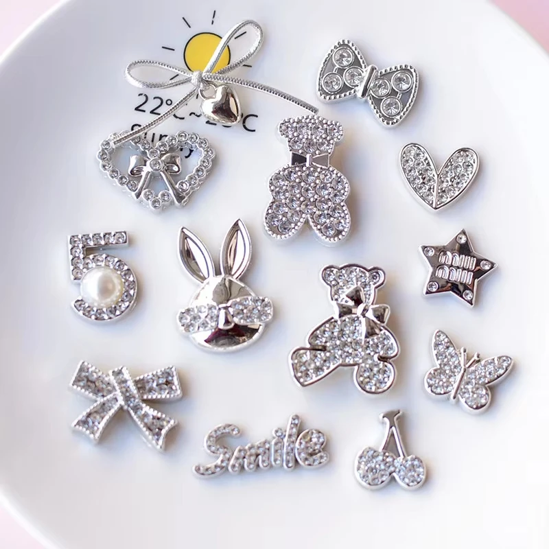 10pcs Golden Silvery Bow Rhinestone Five BOARD Pearl Love Queen คําเครื่องประดับพลาสติก DIY ขยะเคสโทรศัพท์กระจกตกแต่งผม