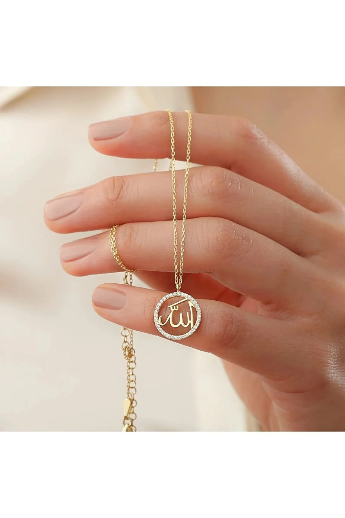 

Personalized Dot Diamond God Arabia Necklace Stainless Steel Hollow Round Zirconia Jewelry Ladies Islamic Pendant For Women