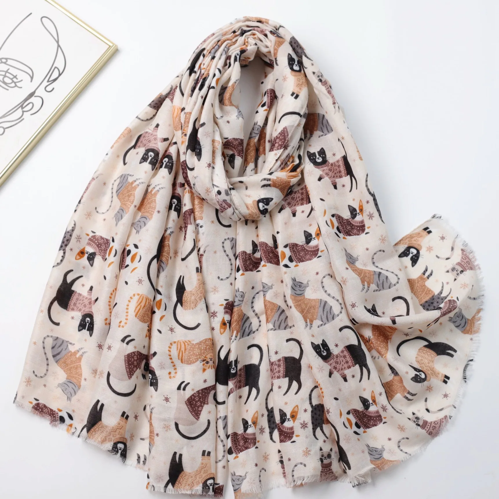 Women's Lovely Cartoon Playful Cat Print Scarf - Thick Breathable Keep Warm Shawl for Winter/Autumn Travel, & Outdoor Activities view 6
