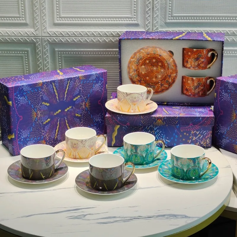

Luxury Light European Bone China Coffee Cup Saucer Set Couple Style Home Office Water Cup Gift Box Packaging for Daily Use