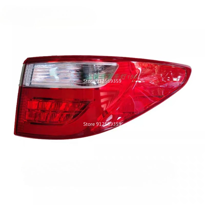 Rear Bumper Tail Light Tail Lamp For HYUNDAI Santa FE XL Maxcruz 2014-2015 Rear Taillight Taillamp Rear Brake Light