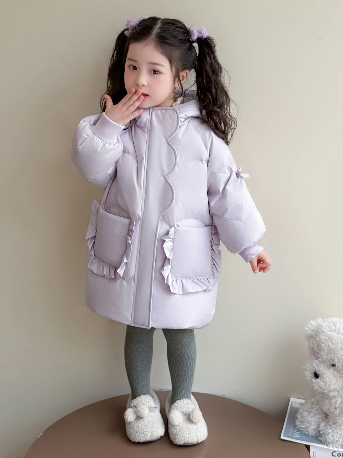 女の子用ダウンジャケット ミディアム丈 軽量 暖かい ホワイト ダウンコート 子供用冬服 ベビーガールズ用 キュートでトレンディ