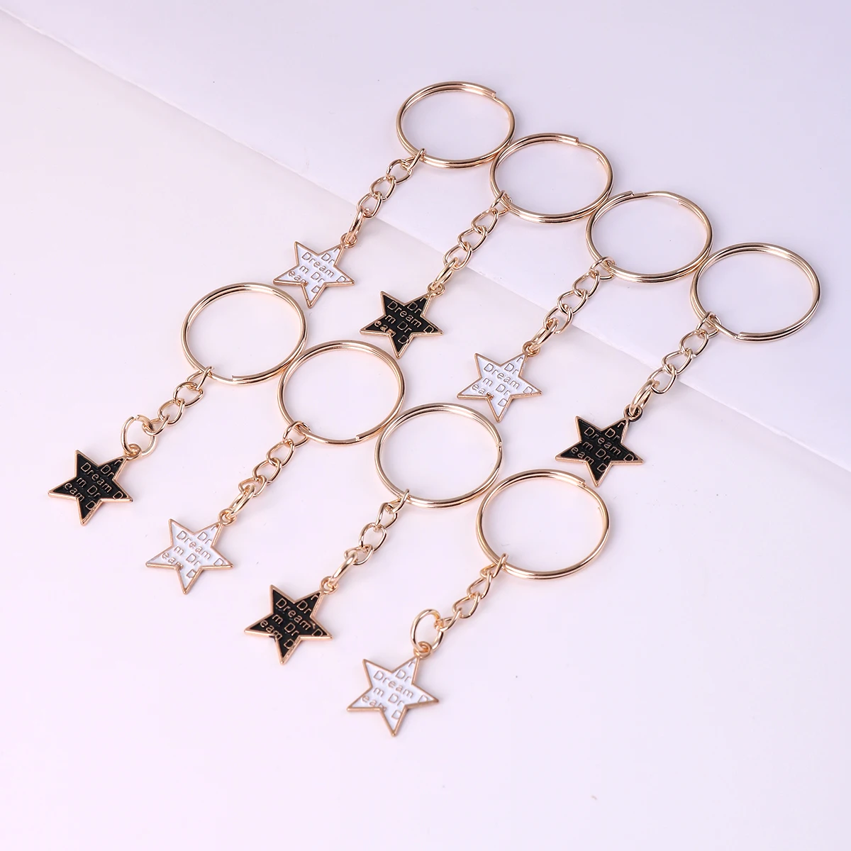 8pcs Alloy Stars Keyring, Mini Cute Keychain For Classroom Prizes, Birthday Party Favors Gift, purse Bag Backpack Accessories