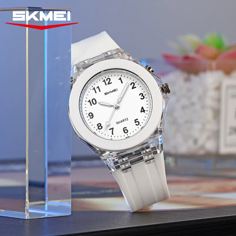 Детские кварцевые часы