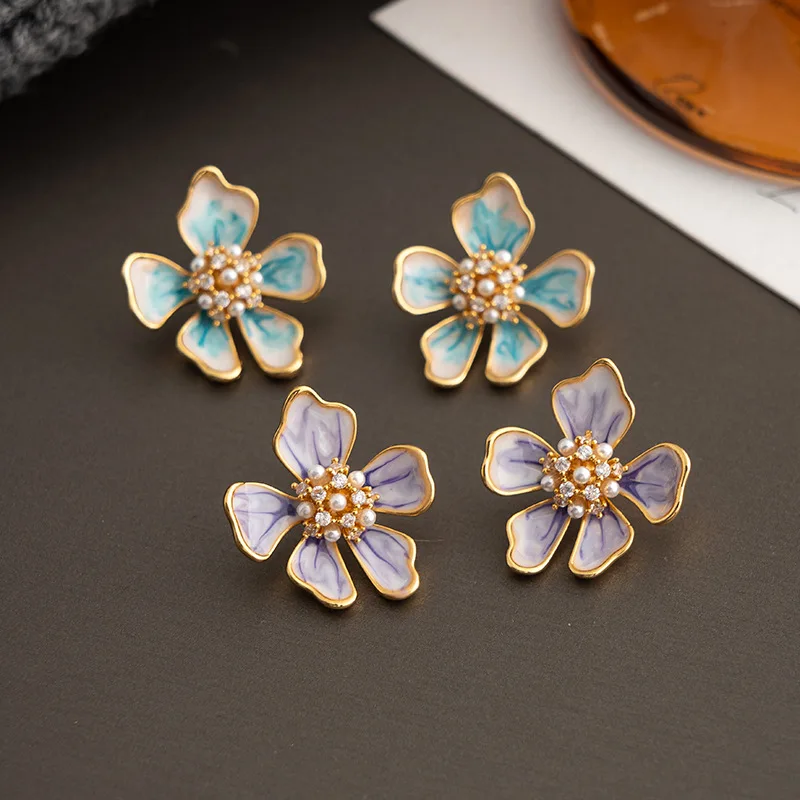 

Natural Pearl Oil Painting Flower Earrings For Women Retro And Niche Design Earrings New Chinese Style Ear Accessories