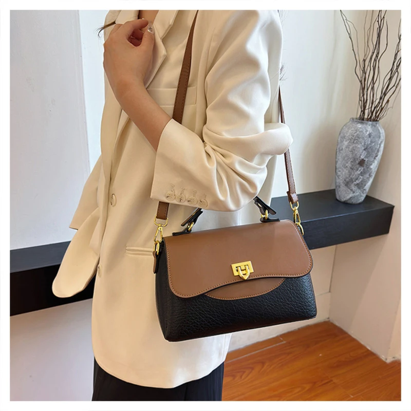 

New Version of High-capacity Crossbody Bag, Multifunctional High-end Handbag, Fashionable and Casual Ladies' Bag