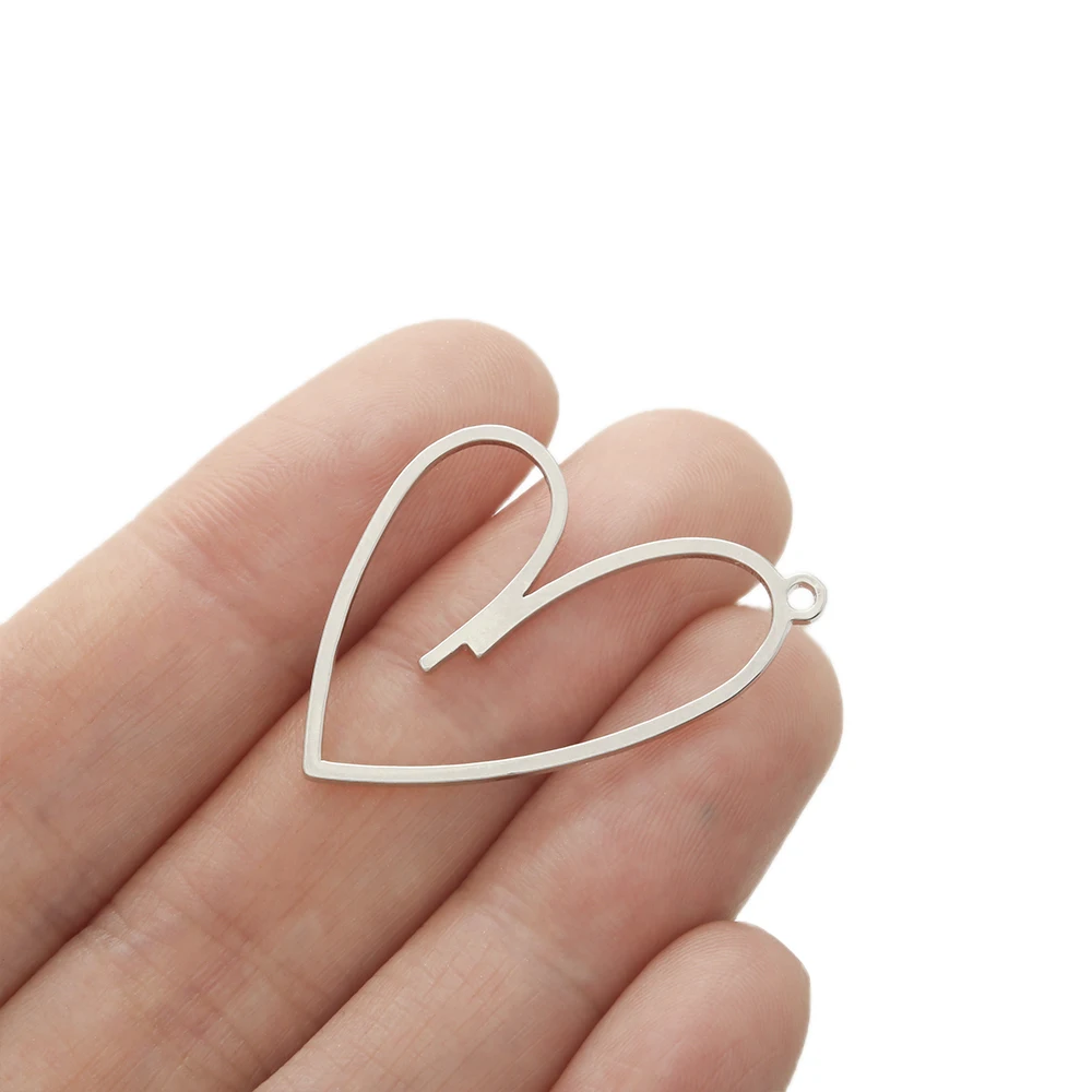 10Pcs Raw Brass Hollow Love Heart Charm Pendant for Necklace Handcraft Jewelry Making Findings
