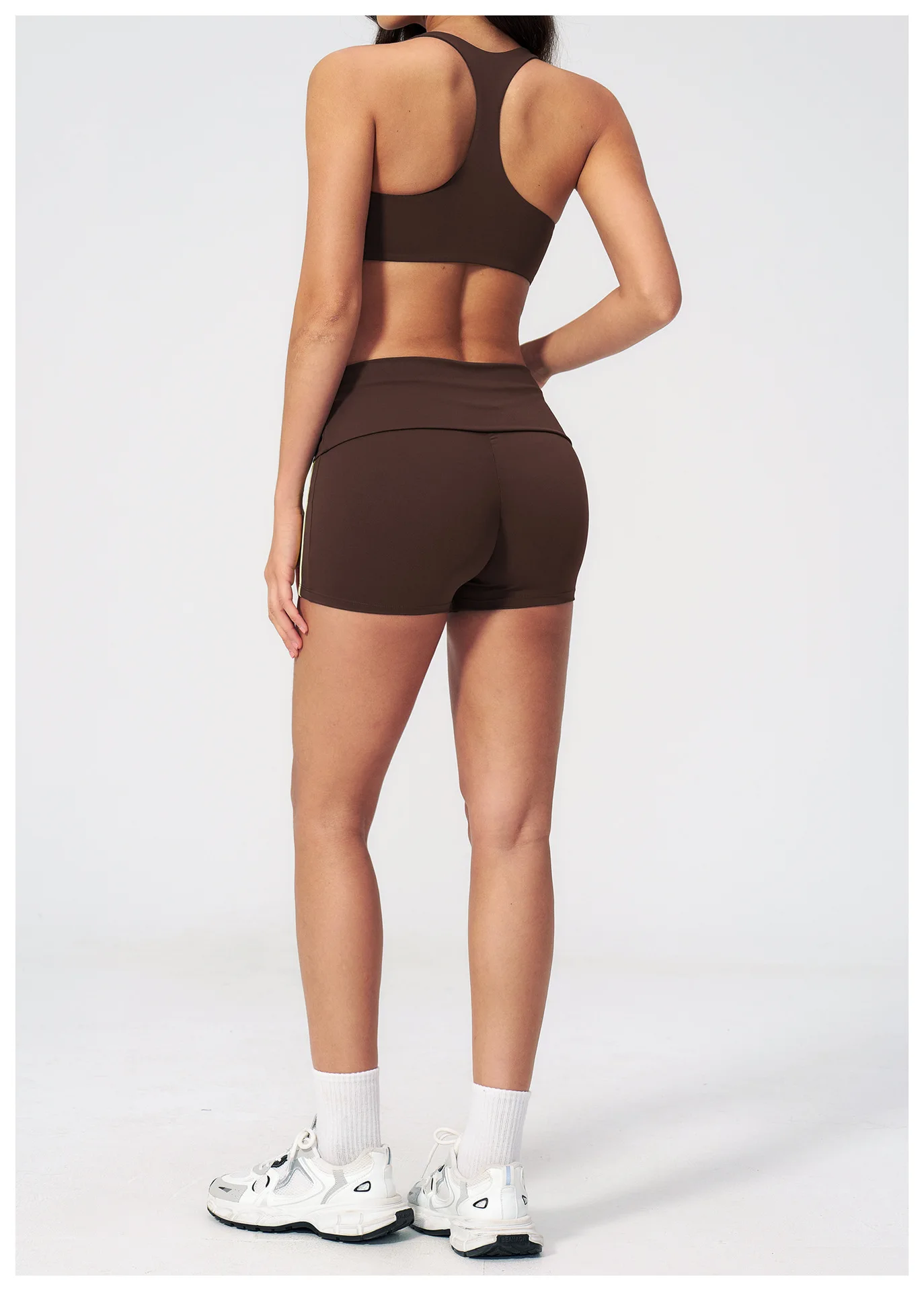 Size chart and fit details
