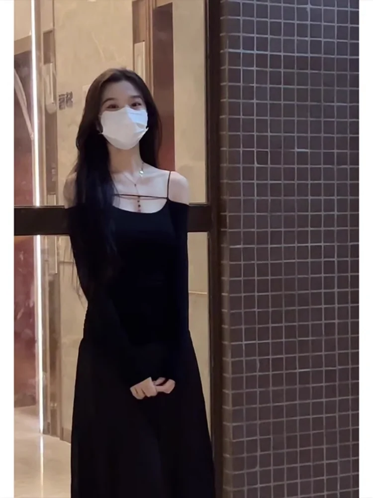 

Pure Desire Spicy Girl Black One Shoulder Long Sleeve Dress Women Early Autumn New Classy Waist Cinching Slimming Inner Dress