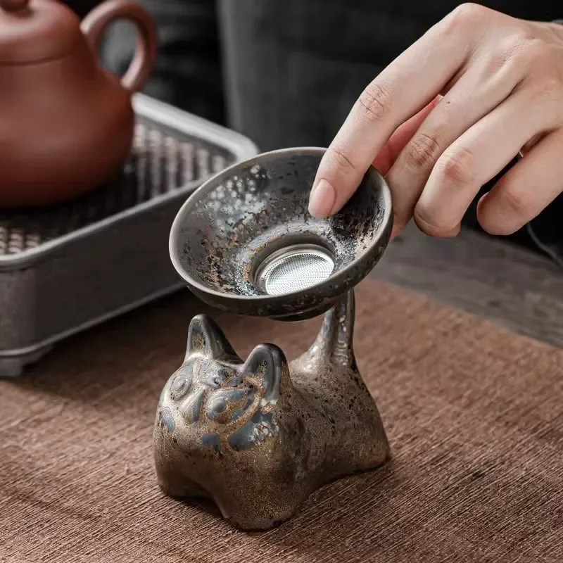 Retro Chinese Ceramic Tiger Shaped Tea Filter Set Eco Friendly Heat Resistant Glaze Strainer with Teapot for Loose Leaf