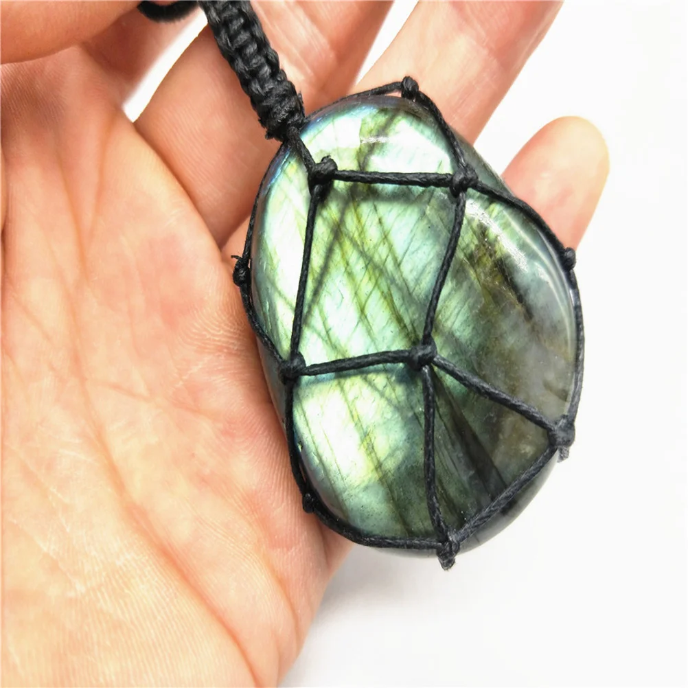 

Moonstone Pendant Necklace Hand-Woven Style Elegant Clavicle Chain Delicate Fashion Jewelry Gift for Women Girls