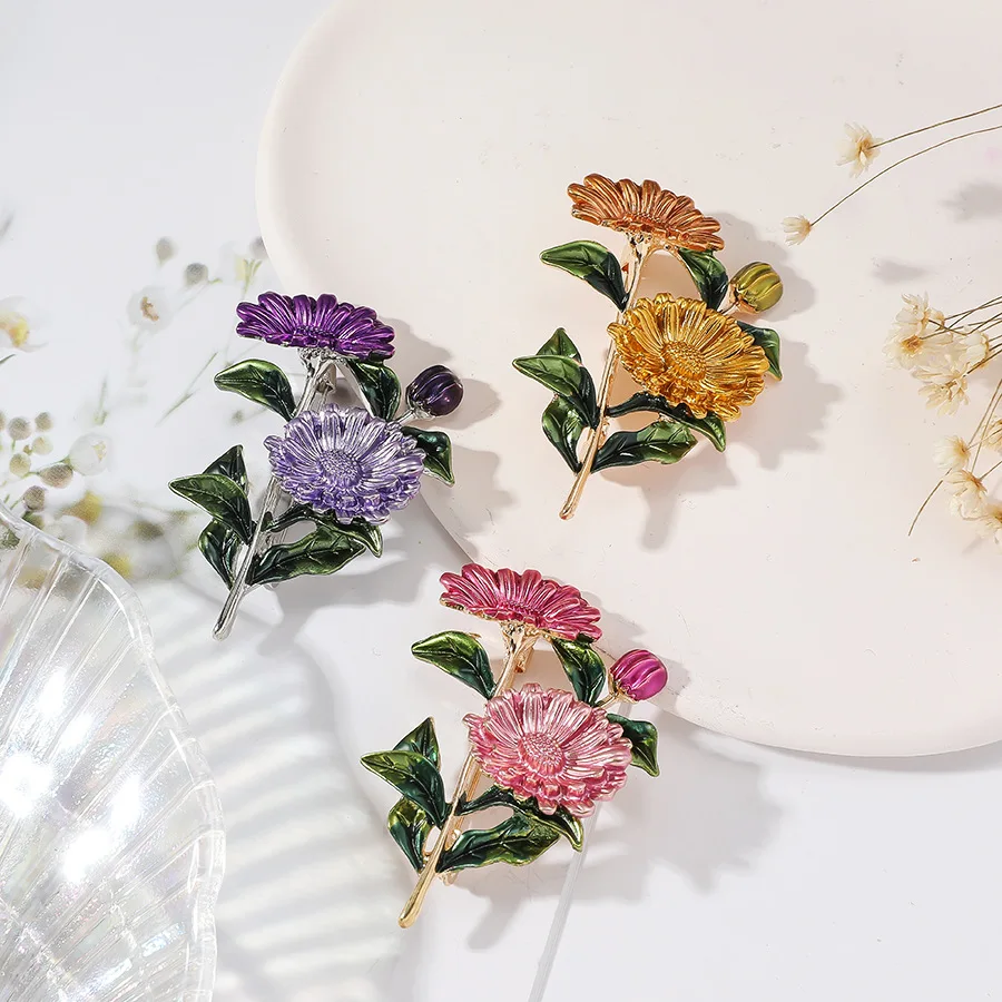 Cross border pastoral style hand-painted fashionable flower brooch for female niche high-end feel pins DIY high-end suit brooch view 5