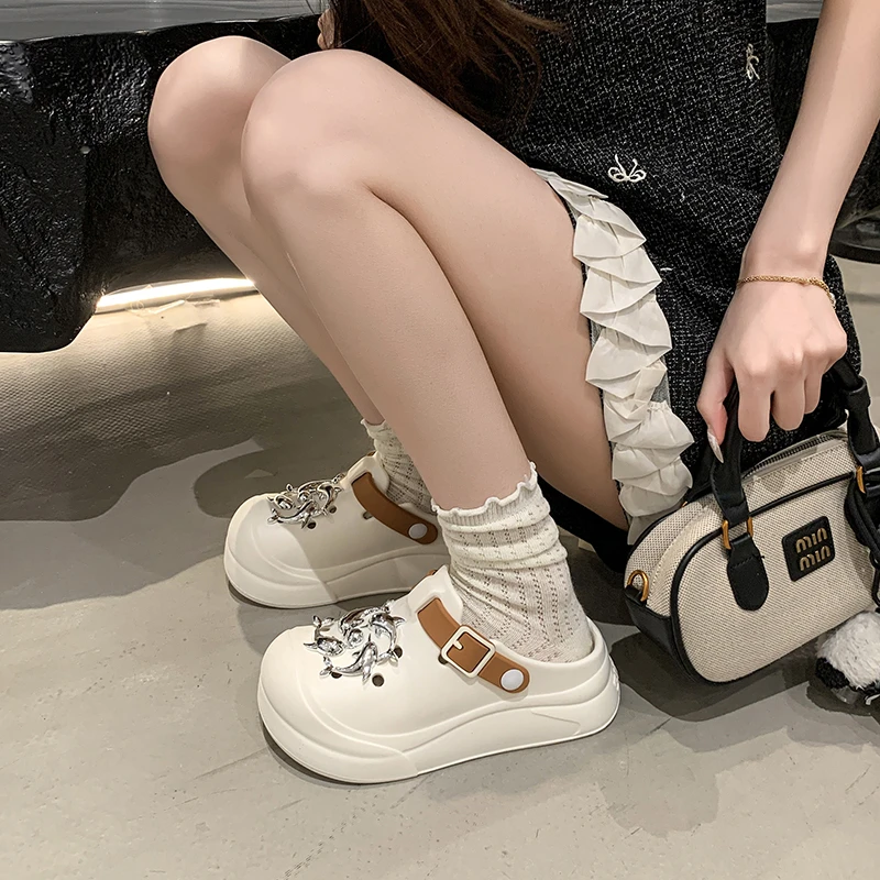 المرأة صيف جديد سميكة القاع عدم الانزلاق المألوف نعال شاطئ عادية عالية الكعب الحيوان نمط ثقب النعال ارتداء خارج #3