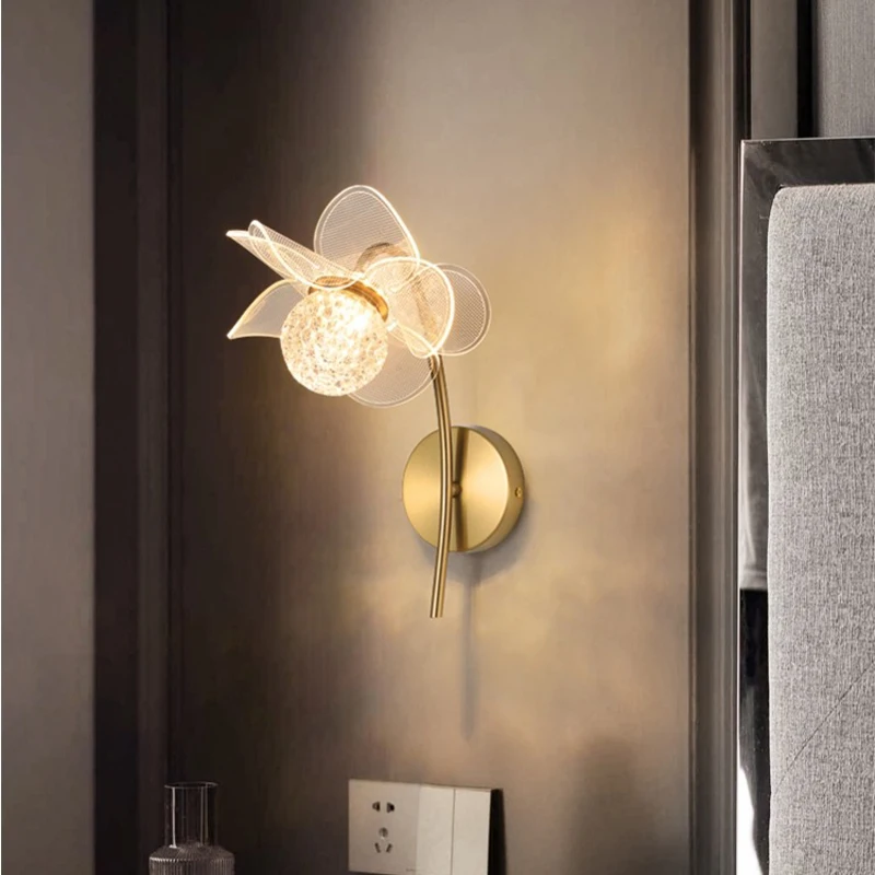 Modern LED Wall Lamp Luxury Flower Shape Bedroom Bedside Study Dining Room Living Room Background Wall Lamp Decorative Light