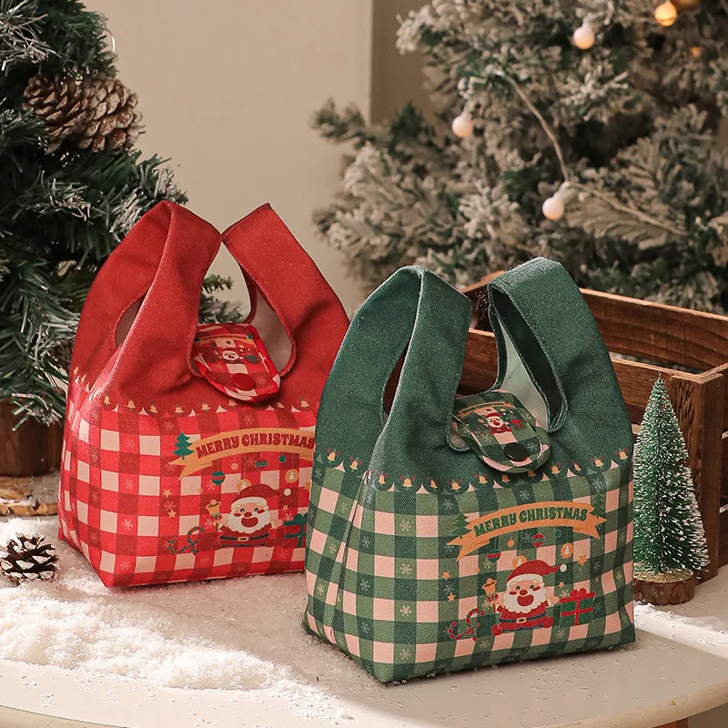 

2025 The New Hot-selling Creative Christmas Eve Apple Candy Cute Portable Canvas Bag Simple Plaid Christmas Gift Bag