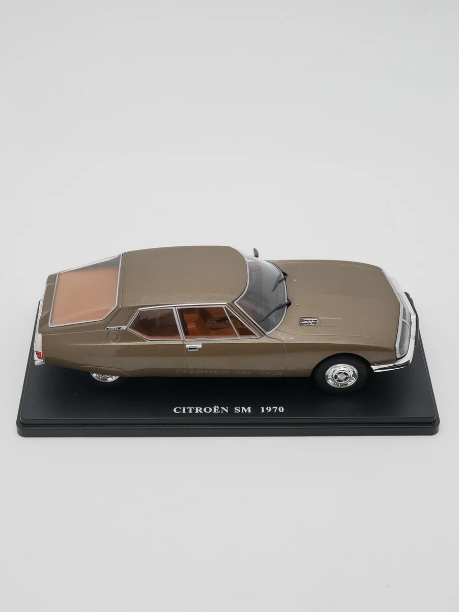 سيارة لعبة معدنية طراز IXO 1:24 Hachette Citroen SM 1970