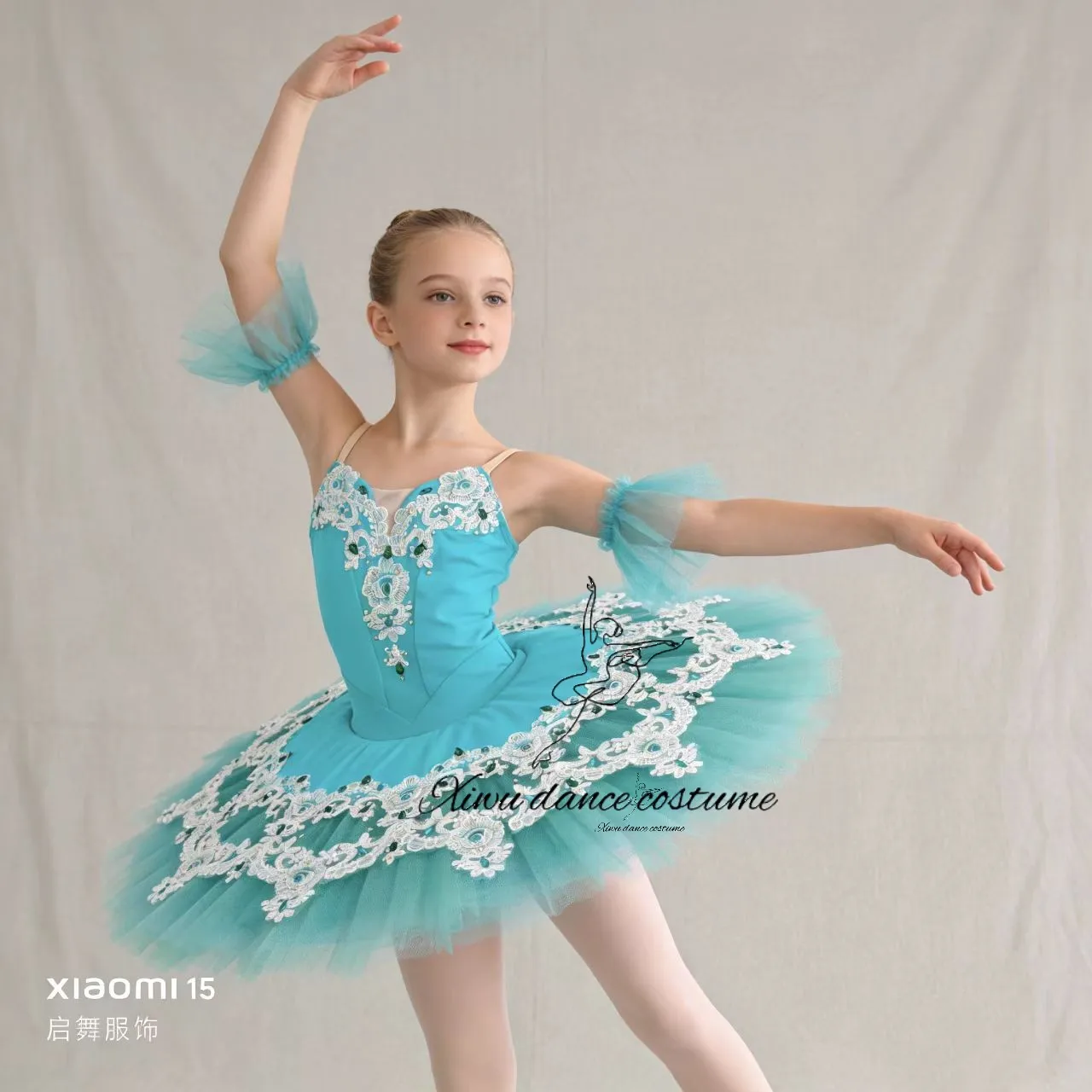 

Детский классический костюм для балетного выступления в стиле панкейк-туту - бирюзовая кружевная версия