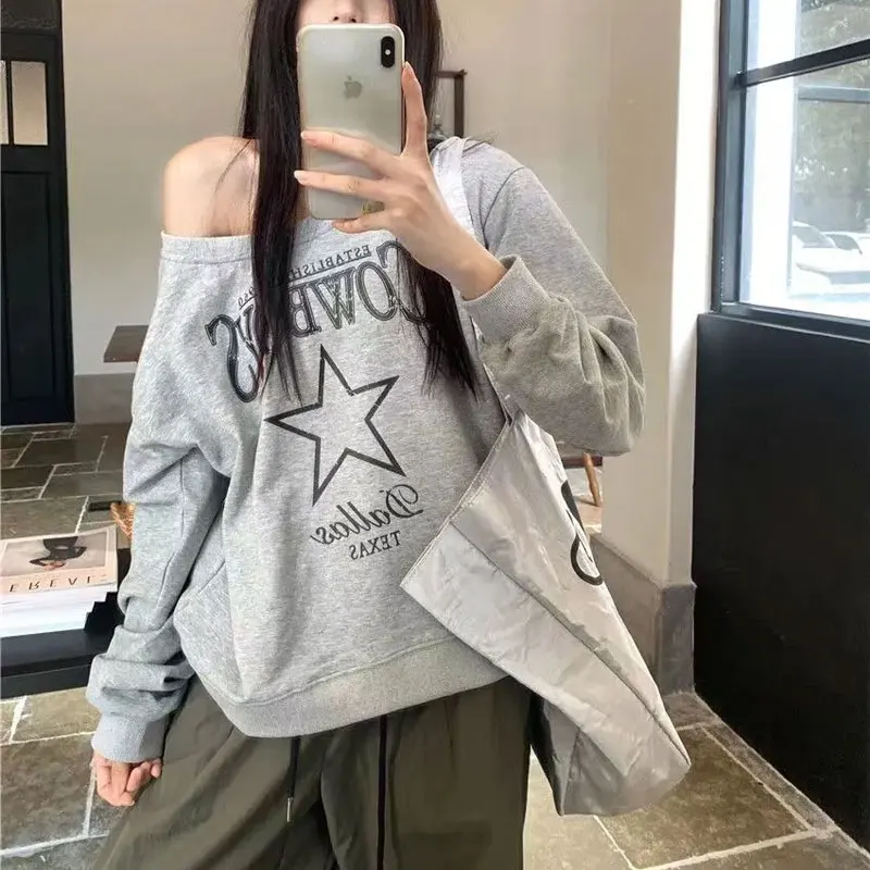 Felpe larghe alla moda con spalle scoperte Abbigliamento femminile Felpe con cappuccio casual con stella stampata con colletto obliquo vintage americano
