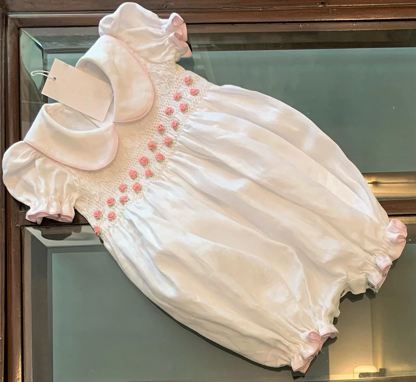 0-6Y Baby Girl Vintage Smocked Handmade Embroidery Pink Flower White Smocked Romper Outfit For Birthday Party Photography A481