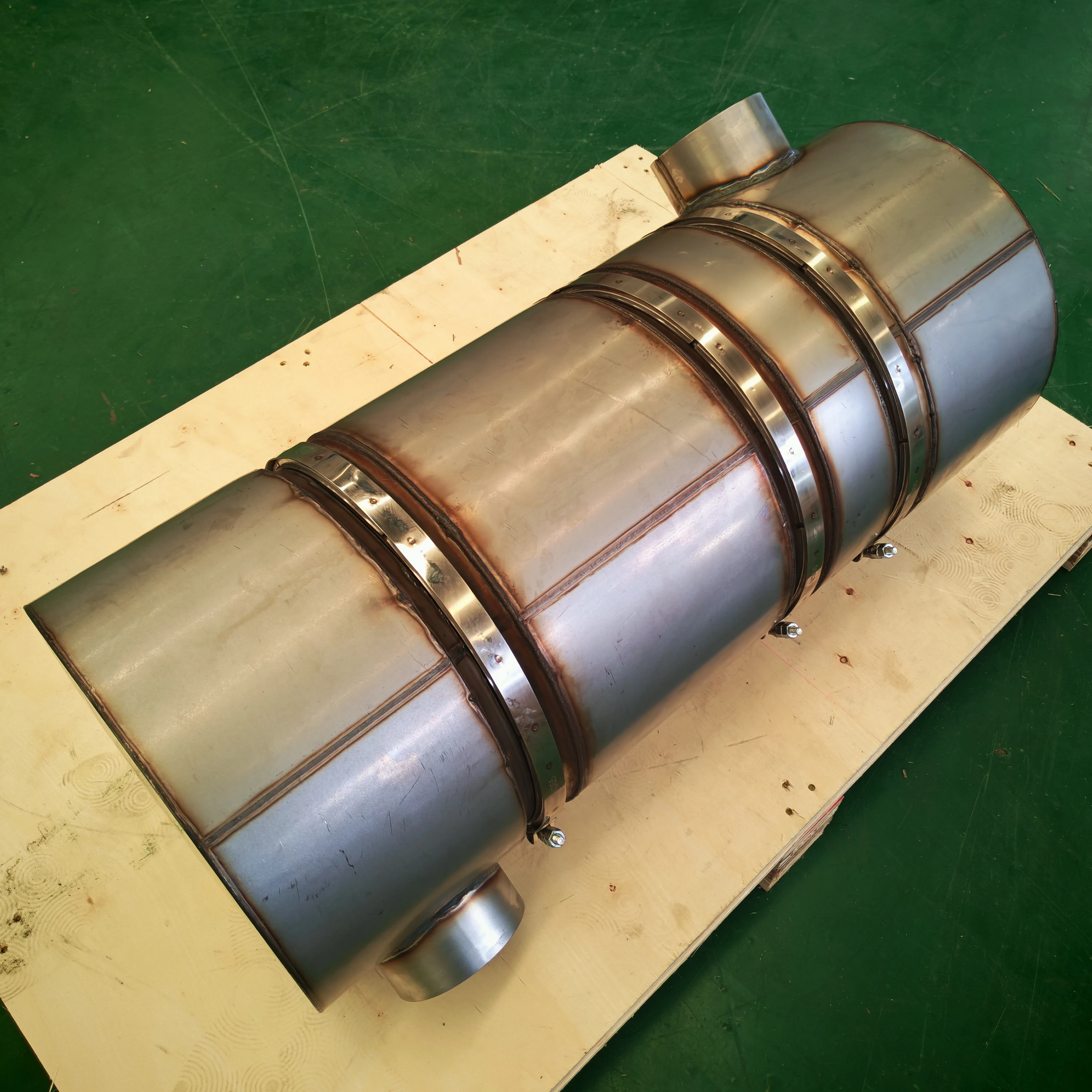 Euro5 Natural Purifier DOC DPF Filtr cząstek stałych do silników wysokoprężnych 9-14L Natural Engine Bus Auto Part ONE BOX XC-RJT004-GRZ