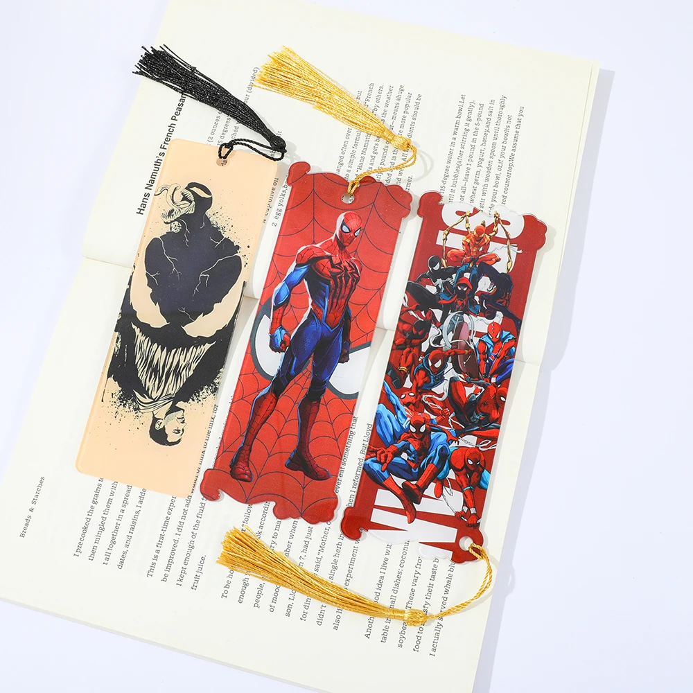 Spider-Man บุ๊คมาร์คอะคริลิคคนรักการอ่านอ่านอุปกรณ์เสริมวันหยุดของขวัญสําหรับครูศึกษาเครื่องเขียนสําหรับนักเรียน