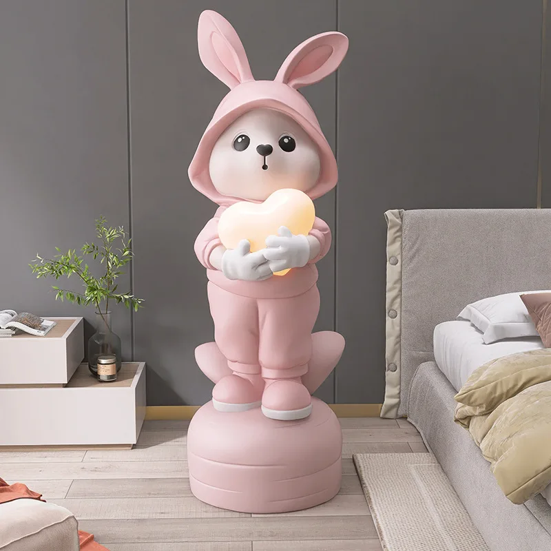 Grande bambola di coniglio, luce ornamentale dal pavimento al soffitto, mobile TV del soggiorno, scultura, decorazione della casa, regalo di inaugurazione della casa