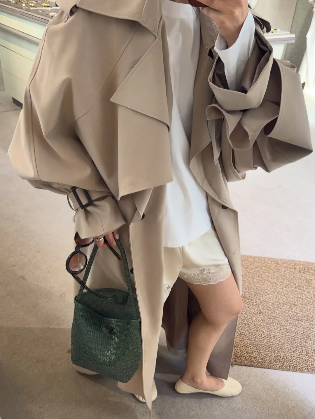 Khaki Lace Up Cape Trench Coat Loose Solid Full Sleeve Lapel Windbreaker 2026 Autumn New Fashion Commute Casual Daily Coats