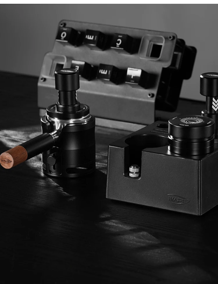 IKAPE Verstellbarer Siebträgerhalter zum Stampfen, 51/54/58 mm Espresso-Stampfstation, mit rutschfester Silikonbasis, Kaffeezubehör – Detail 15