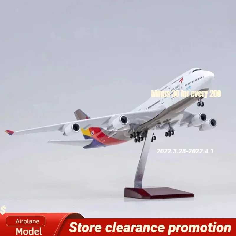 New 1/160 Scale B747 Korean AirAsia W Type LED LED DATAST Diecast Plastic Resin Plane Toy Model For Collection And Gift-Giving