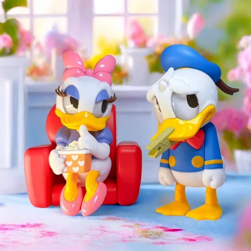 Donald Duck mit Daisy-Serie, Blindbox-Designs, 2 Geheimnisse, Anime-Figur, Modell, Kawaii-Figur, Desktop-Ornament, Spielzeug