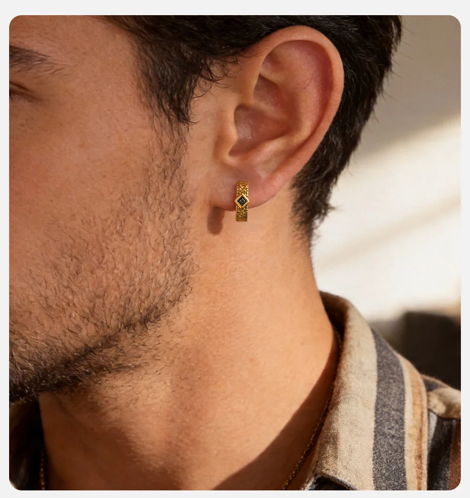 Vnox Vintage geometrische Creolen für Männer und Jungen, Edelstahl-Ohrringe mit weißem und schwarzem Zirkon, 4 mm breit, Punk-Schmuck, Geschenk – Detail 2