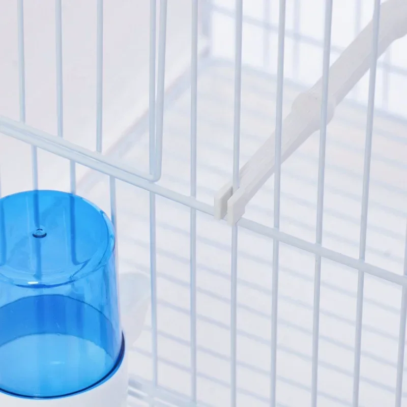 Vendite caldeHigh Guality 2023 Vendita calda Gabbie per uccelli da allevamento impilabili Gabbia per uccelli d'amore di lusso fatta a mano Acquista gabbia per pappagalli canarini in metallo 4