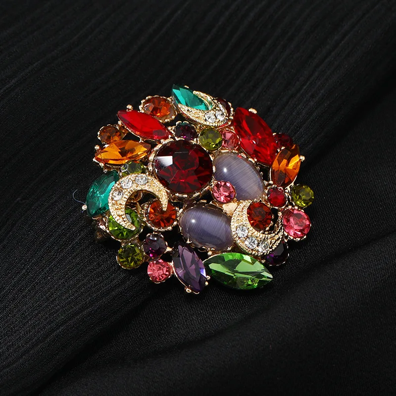 SKEDS Luxury Exquisite Full Crystal Colorful Round Brooches Badges For Women Men Fashion Gorgeous Rhinestone Pins Accessories