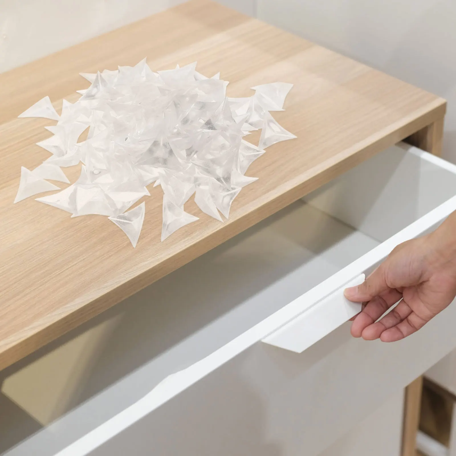 

300pcs Anti-Dust Corners Clear Triangle Edges Guards for Furniture Drawers Cabinet Stair Bumpers Dustproof Home Decor Hardware