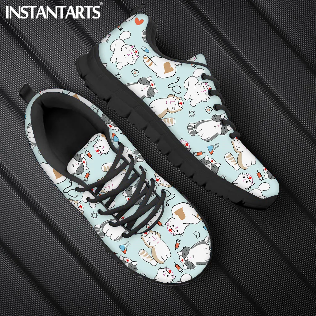 Instantart Sneakers Perawat Wanita Kartun Kucing Hewan Cetak Ringan Jaring Flat Wanita Kasual Musim Dingin Sepatu Menyusui Lucu Baru