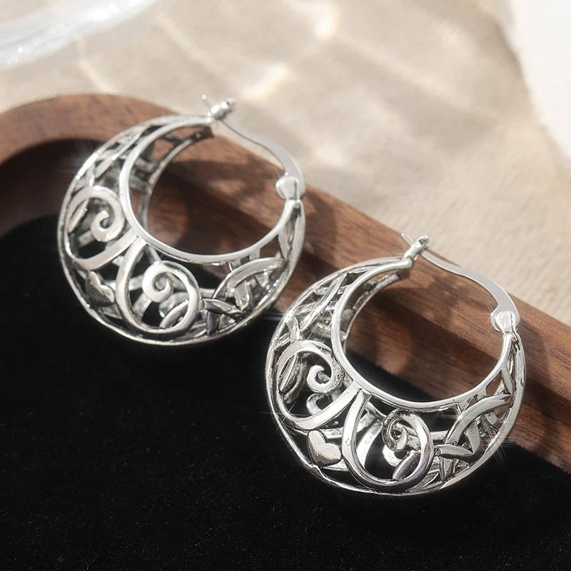 Vintage Hollow Carved Hoop Earrings Bohemian Ethnic Style Jewelry Accessories For Women Daily Casual Wear Perfect Holiday Gifts