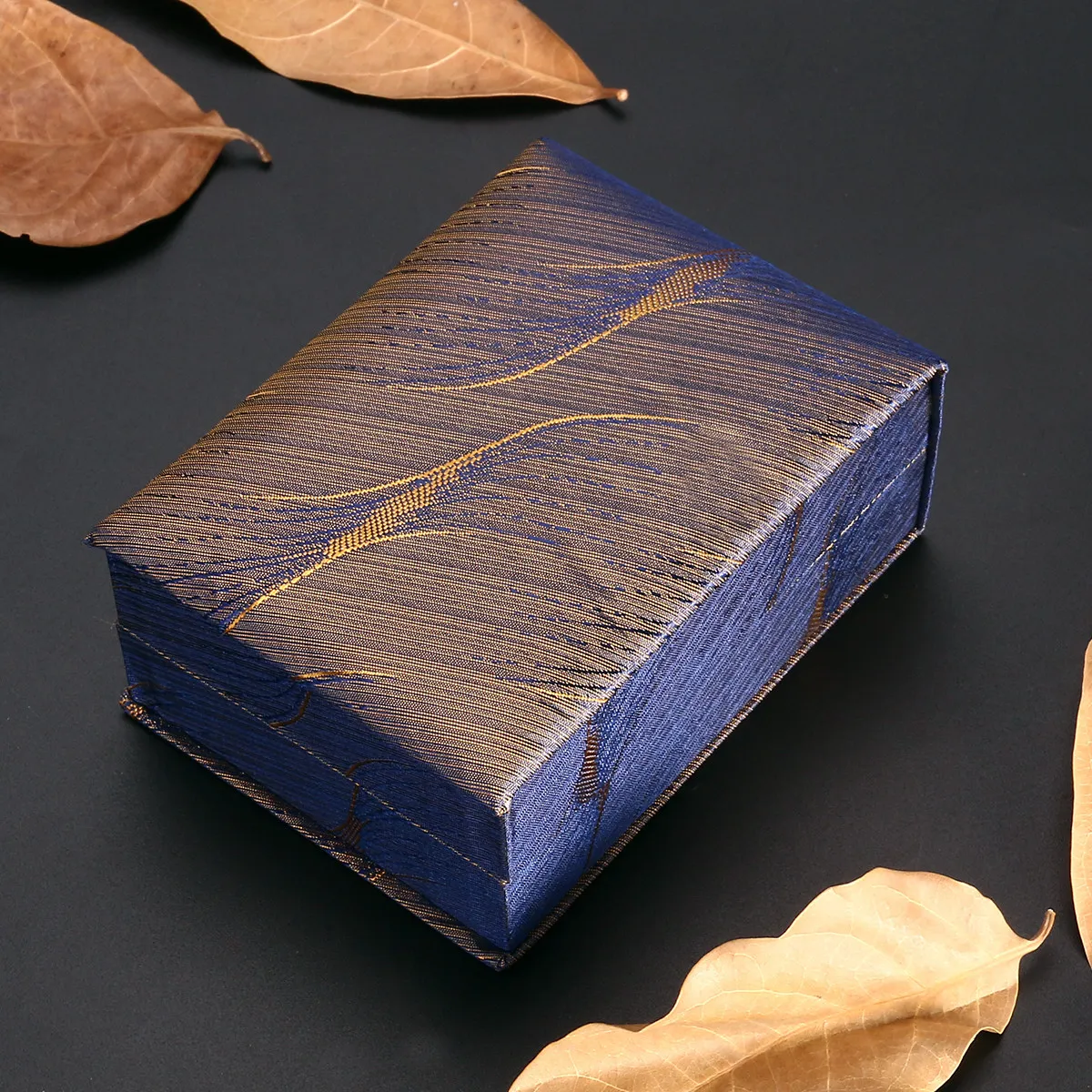 

Large Jewelry Gift Box Premium Brocade Cloth Interior Elegant Pendant Storage Case for Special Occasions Jewelry Gift Boxes with