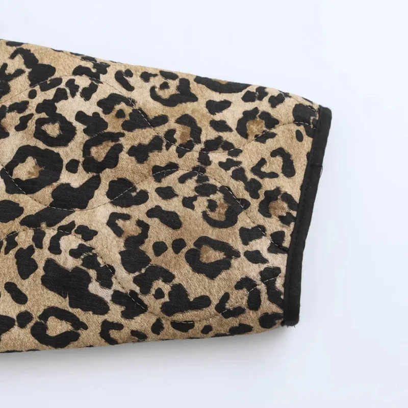 TRAF Parkas Leopard Winter Coats Woman Vintage Animal Print Quilted Jacket Women Autumn Long Sleeve Padded Jacket Short Coats