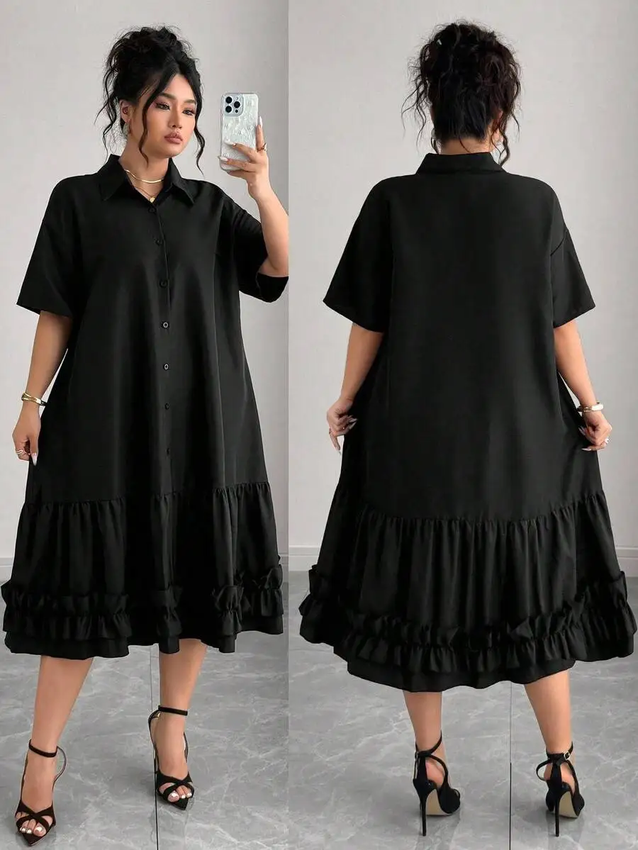 

Черное платье-рубашка больших размеров с пуговицами спереди и многоярусным рюшевым подолом