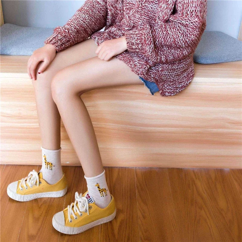 Lovely Girls\' Cartoon Animal Socks Flamingo Penguin Giraffe Alpaca Crimping Piled Soft Confinement Loose Mouth Sokken