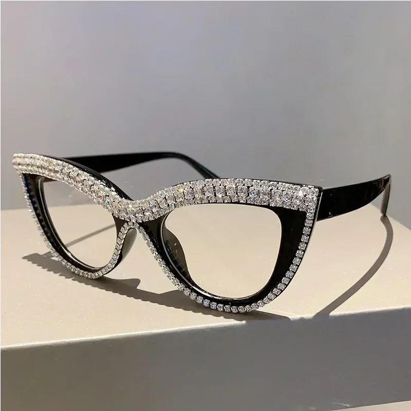 Trendy Diamond Encrusted Reading Glasses Vintage Luxury Cat Eye Anti Blue Light Reading Glasses Computer Protection Glasses